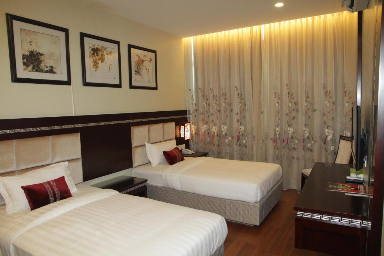De Residence Hotel Ипох Екстериор снимка